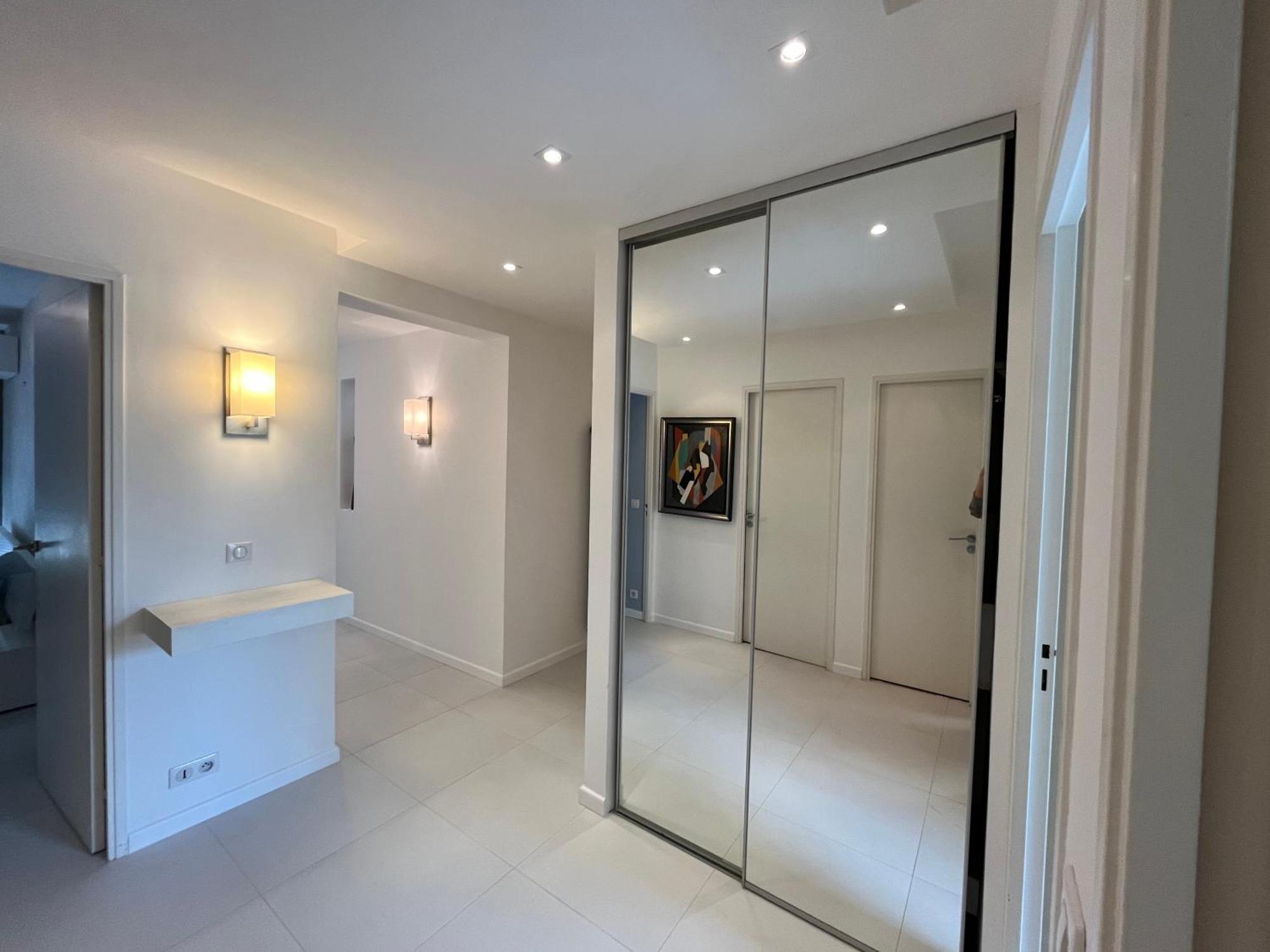 Appartement Calme Familial 3 Ch Avec Terrasses Juan-les-Pins Zewnętrze zdjęcie