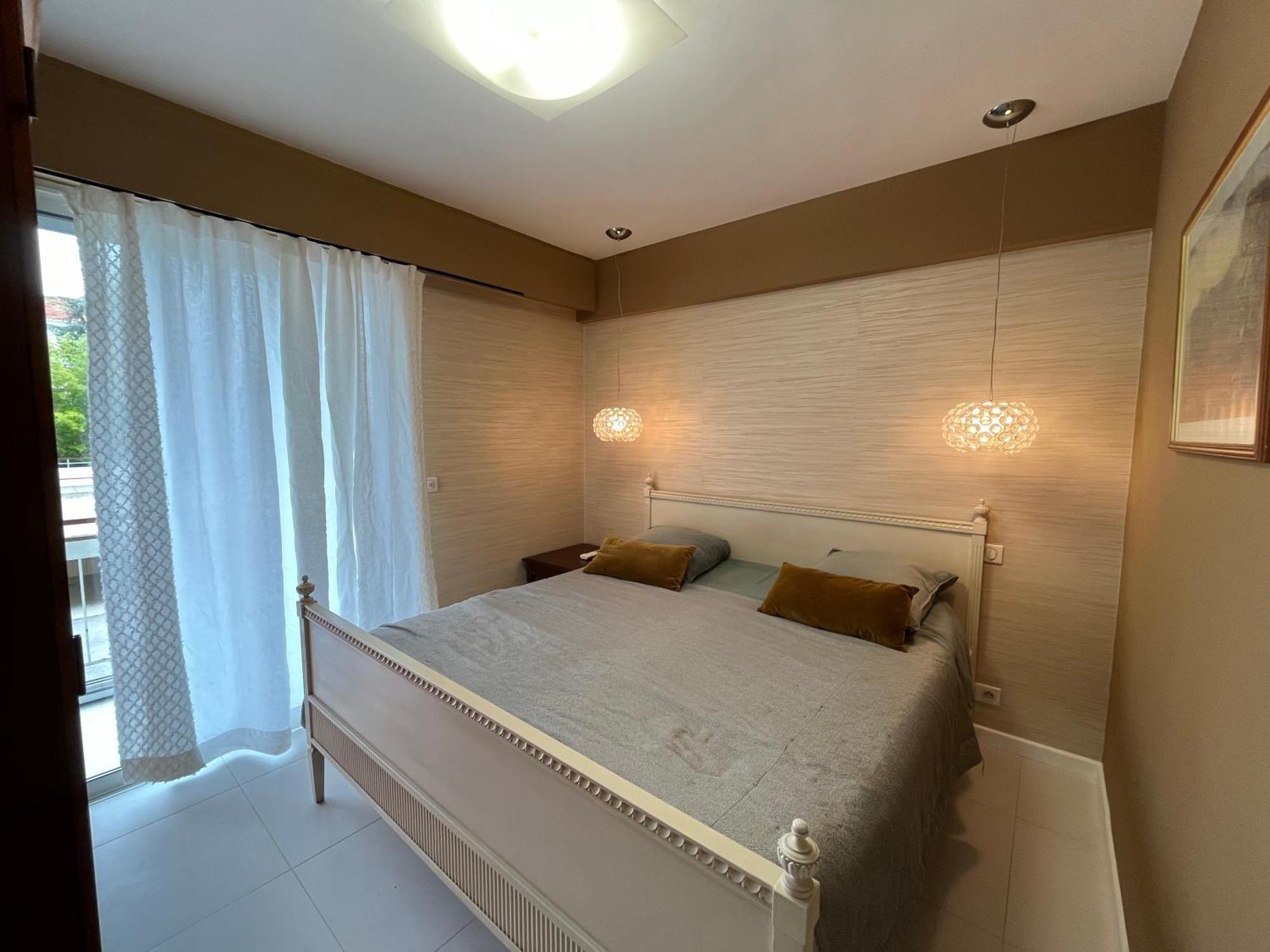 Appartement Calme Familial 3 Ch Avec Terrasses Juan-les-Pins Zewnętrze zdjęcie